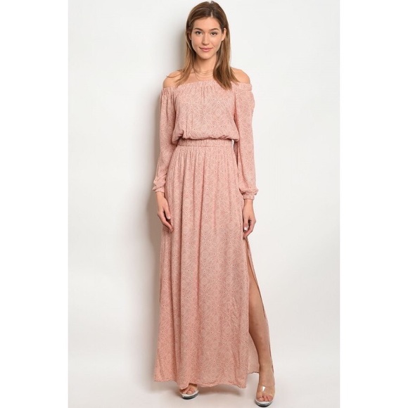 New Off Shoulder Maxi Dress - Picture 3 of 4